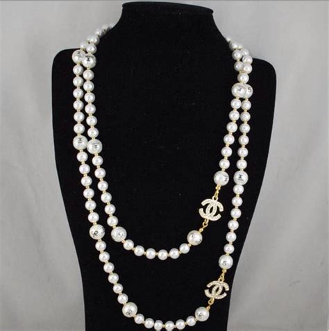 collar de perlas coco chanel